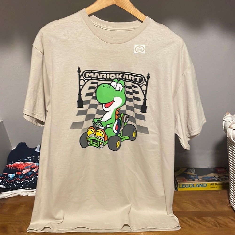 Nintendo officially licensed Yoshi Mario Kart mens Tee